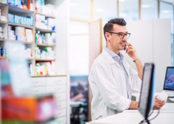 Davi X Golias: 4 dicas para destacar sua farmácia no mercado