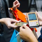 Porque aceitar cartão no seu estabelecimento?