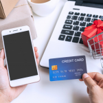 Cartão de crédito e celular: a importância de higienizá-los